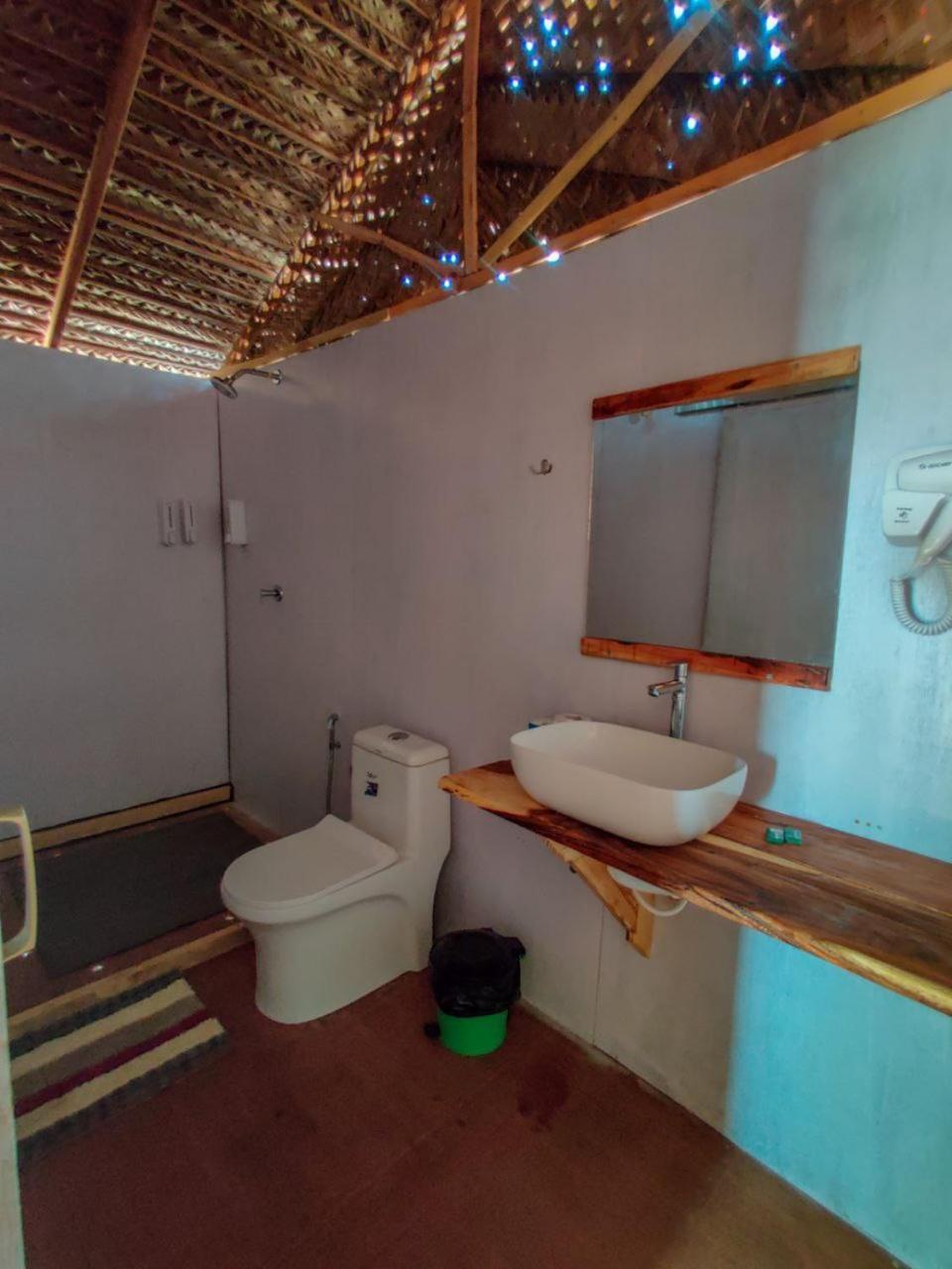 Lost Monk Beach Cottage Арамбол Екстер'єр фото